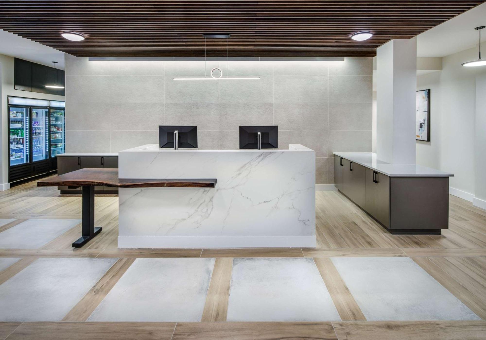 Hyatt Place Newark-Main Street Екстериор снимка