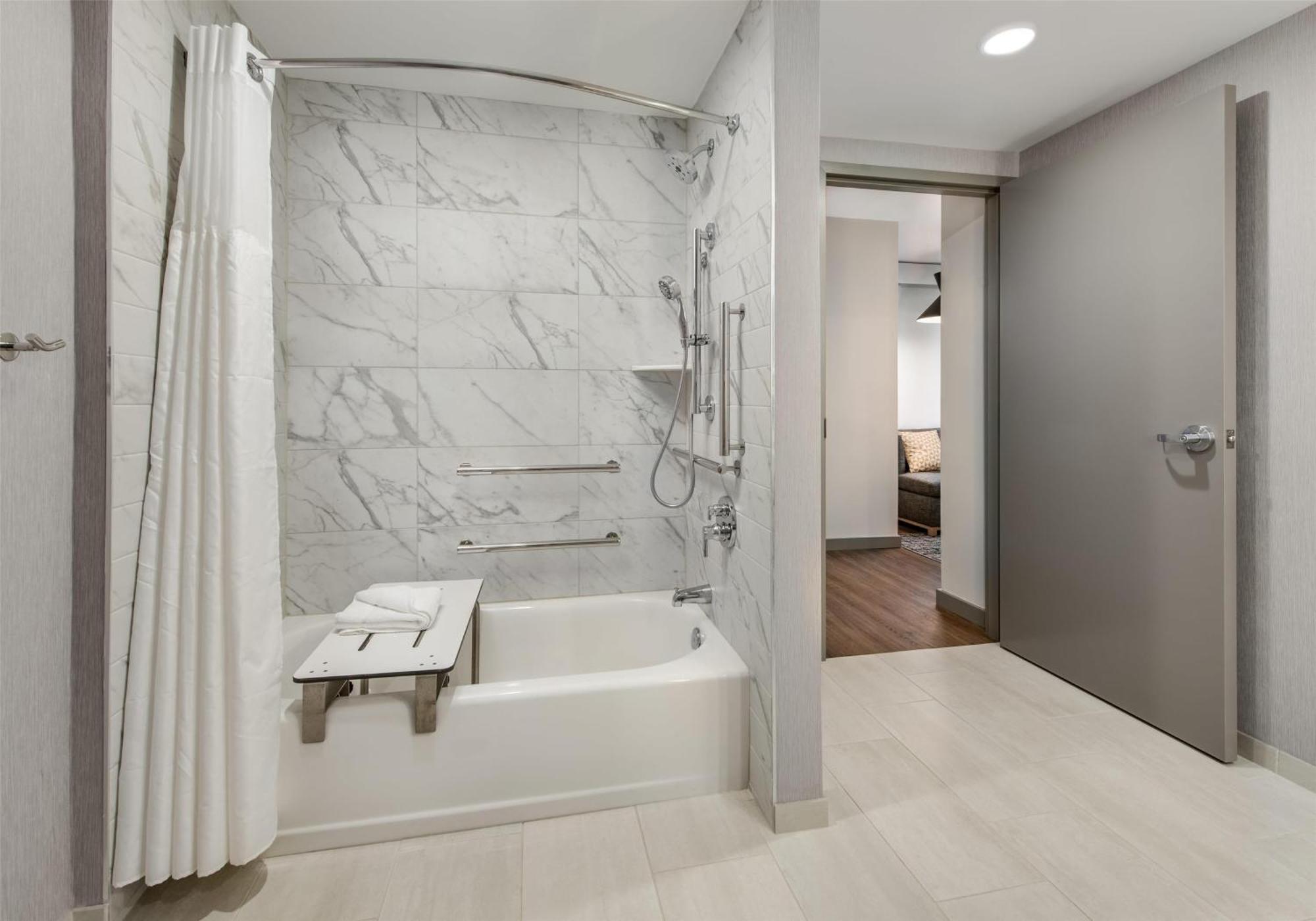 Hyatt Place Newark-Main Street Екстериор снимка